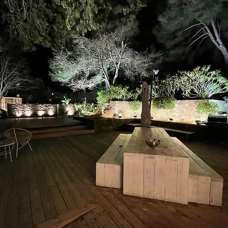 Saint-come, Du Grand Luxe A 1 Min De La Hyeres